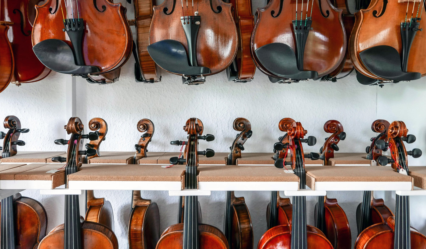 Geigen im Atelier MeineLGeigen Geigenbau Violine